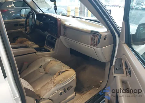 2004 Chevrolet Suburban 1500 Lt из США, поврежденный, VIN 3GNEC16T94G145051